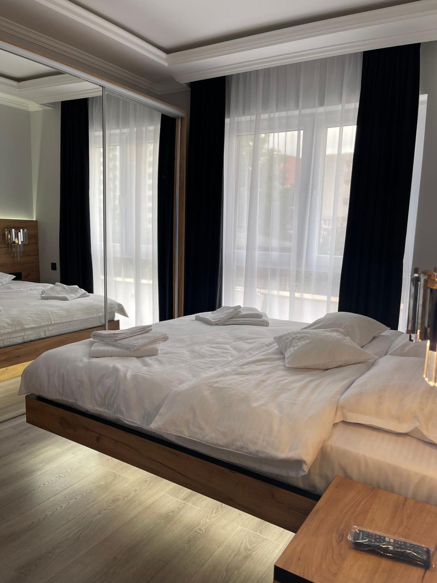 Prestige Suites - Cluj Luxury Zewnętrze zdjęcie